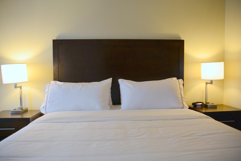 Holiday Inn Express Tomball By Ihg Exteriör bild
