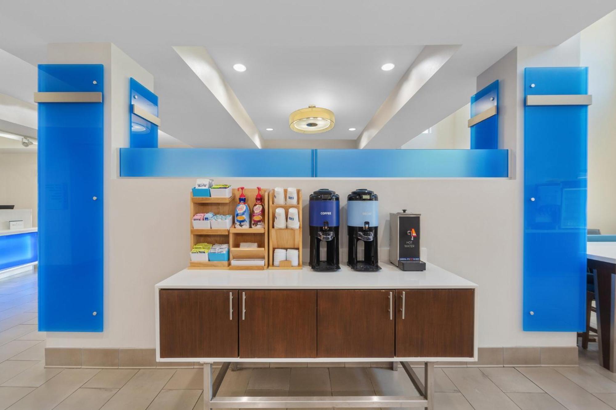 Holiday Inn Express Tomball By Ihg Exteriör bild